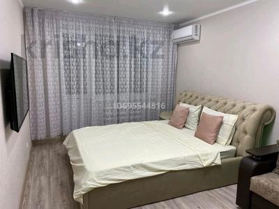 1-бөлмелі пәтер, 40 м², 3/5 қабат ай сайын, Володарского — 8 школа, бағасы: 220 000 〒 в Петропавловске