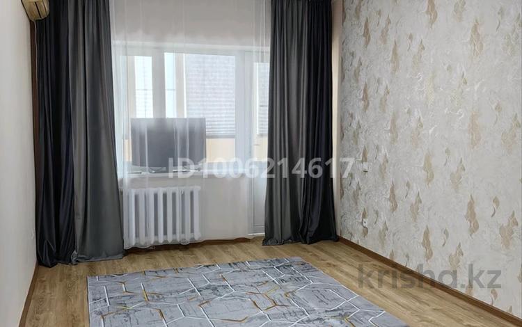1-бөлмелі пәтер · 38.6 м² · 4/6 қабат, 28-й мкр 27 — ТЦ Бәйтерек, бағасы: 140 000 ₸ в Актау — фото 2