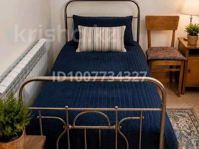 Дом · 2 комнаты · 38 м², Иманова 18 за 10 000 ₸ в Актобе, мкр Москва