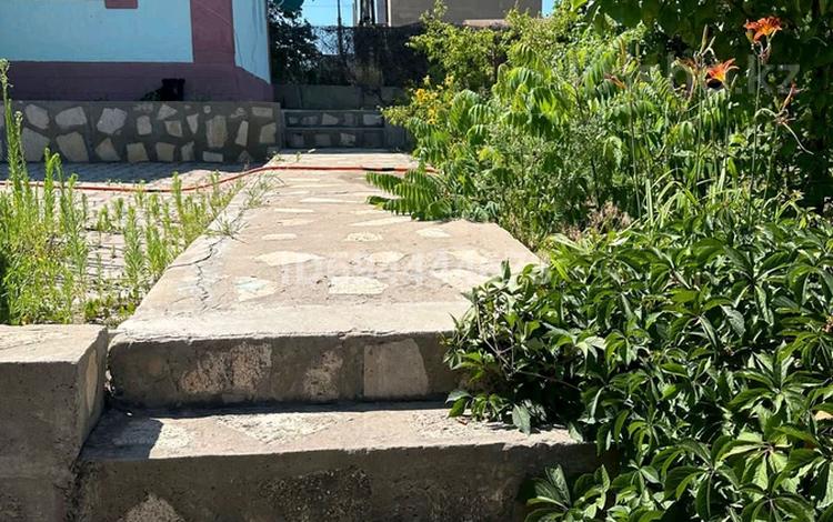 Жеке үй · 2 бөлме · 82.6 м² · 12 сот., Южная, бағасы: 300 000 〒 в Конаеве — фото 2