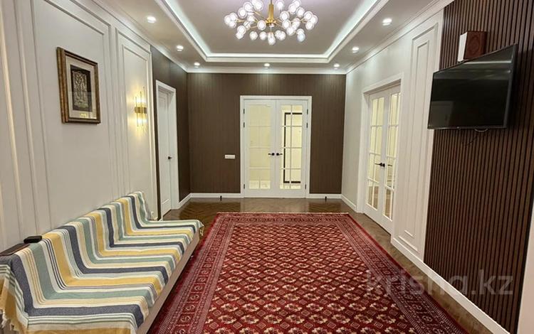 3-комнатная квартира · 166.3 м² · 10/10 этаж, 18А мкр 1 за 65 млн ₸ в Актау — фото 2