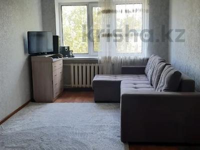 3-комнатная квартира · 60 м² · 5/5 этаж, Кошукова за ~ 17 млн 〒 в Петропавловске