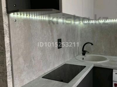 2-комнатная квартира · 48 м² · 5/5 этаж, Кутжанова 42 за 200 000 ₸ в Семее
