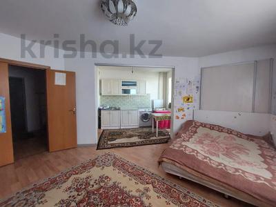 2-комнатная квартира, 51 м², 3/5 этаж, 6мкр за 15.8 млн 〒 в Талдыкоргане, мкр Болашак