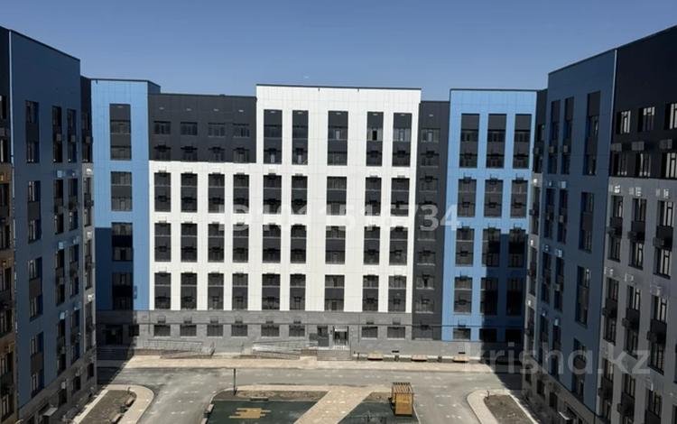2-бөлмелі пәтер · 65.9 м² · 4/9 қабат, Султан Бейбарыс 437, бағасы: 25.5 млн ₸ в Атырау — фото 2