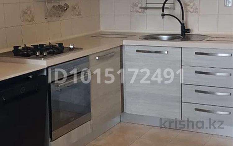 2-бөлмелі пәтер · 60 м² · 5/5 қабат, Азаттык 75, бағасы: 225 000 ₸ в Атырау — фото 2