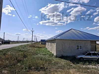 Отдельный дом · 4 комнаты · 130 м² · 9 сот., Міржақып Дулатова за 8 млн 〒 в Аксае