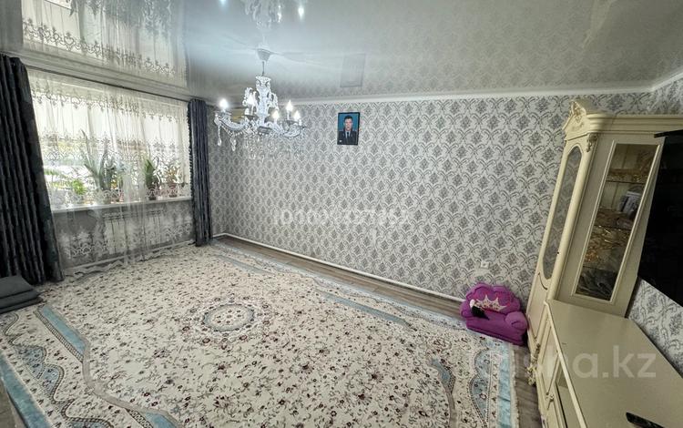 3-бөлмелі пәтер · 69 м² · 1/2 қабат, мкр Геолог, Ануарбек Аккулов 14 — Геолог конечная, бағасы: 15 млн ₸ в Атырау — фото 2