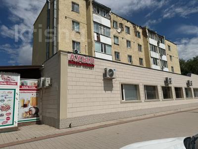Свободное назначение, офисы, магазины и бутики, общепит, салоны красоты, бани, гостиницы и зоны отдыха, фитнес и спорт, медцентры и аптеки, образование, развлечения, конференц-залы, кабинеты и рабочие места, студии · 660 м² за 3 млн ₸ в Астане, р-н Байконур