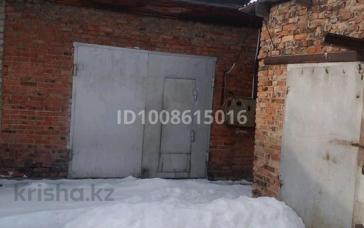 Отдельный дом · 3 комнаты · 112.3 м² · 10 сот., Целиноградская 31 за 21 млн ₸ в Усть-Каменогорске — фото 2