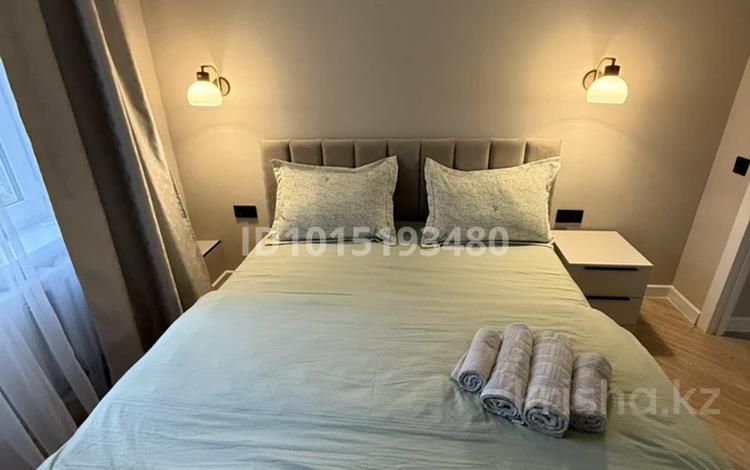 2-бөлмелі пәтер · 40 м² · 3/10 қабат, Чокана Валиханова 159, бағасы: 2 500 ₸ в Семее — фото 2