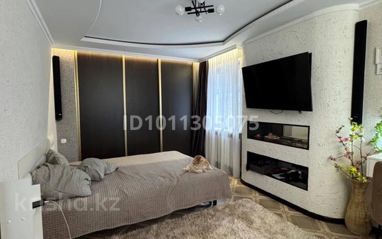 2-бөлмелі пәтер · 52 м² · 2/5 қабат, мкр Северо-Восток 15/1, бағасы: 14 млн ₸ в Уральске — фото 2