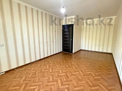 Продажа квартир в Астане: 1-комнатная квартира · 37 м² · 2/5 этаж, Манаса 6 за ~ 15.5 млн 〒 1-комнатная квартира · 37 м² · 2/5 этаж, Манаса 6 за ~ 15.5 млн 〒 в Астане, Алматы р-н