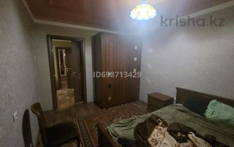 3-комнатная квартира · 70 м² · 3/5 этаж, Ауэзова 4А — Полиции за 180 000 ₸ в Аксу — фото 35
