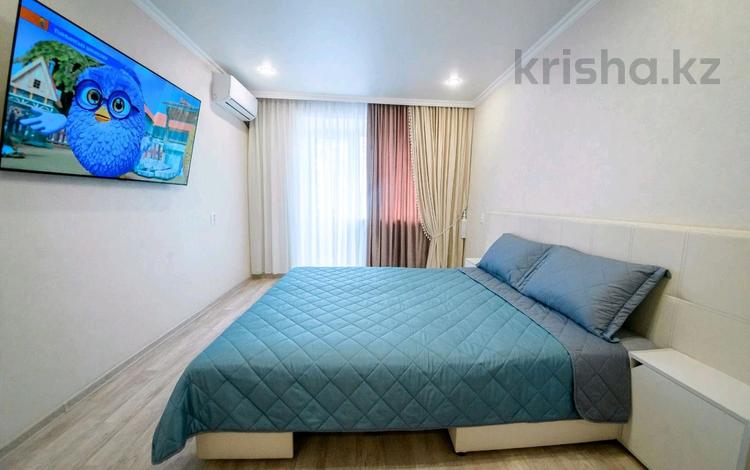 1-комнатная квартира · 35 м² · 3/5 этаж, мкр Новый Город, Бухар-Жырау 75 за 2 000 〒 в Караганде, Казыбек би р-н — фото 2