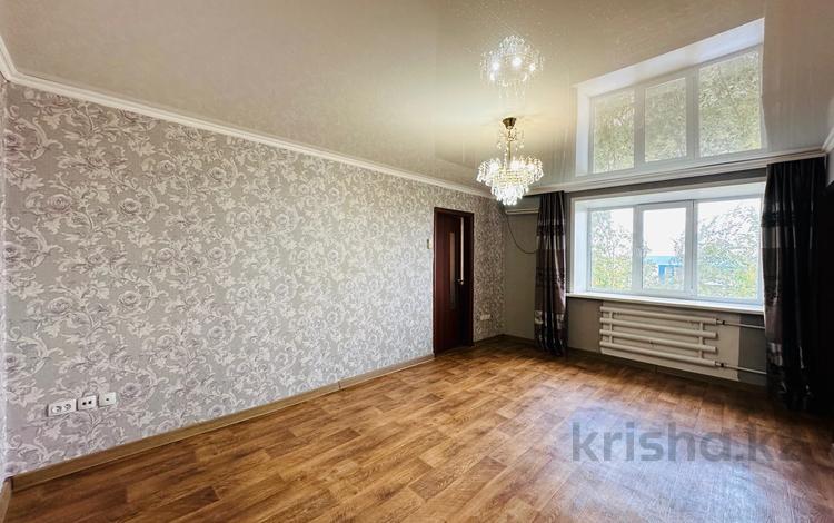 3-бөлмелі пәтер, 60 м², 3/5 қабат, Виктора хара 7, бағасы: 13 млн 〒 в Шахтинске — фото 2