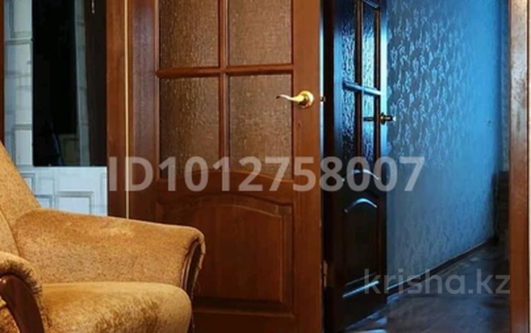 2-бөлмелі пәтер · 50 м² · 4/5 қабат, мкр 5 88 — Тургенева 88, бағасы: 150 000 ₸ в Актобе — фото 2