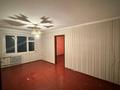 3-комнатная квартира, 65 м², 4/5 этаж помесячно, 16 мкр за 80 000 〒 в Шымкенте, Енбекшинский р-н — фото 3