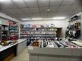 В продаже готовый действующий бизнес магазин одежды, 483 м² за 75 млн 〒 в Усть-Каменогорске — фото 12