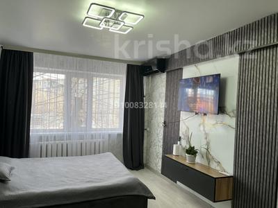 1-бөлмелі пәтер · 31 м² · 1/5 қабат, Мкр Мухамеджанова 8 — Стекляшка, бағасы: 140 000 ₸ в Балхаше