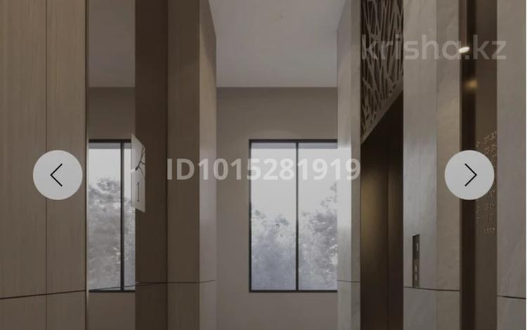 1-комнатная квартира · 40 м², У Аллеи «Мынжылдык» 12/1 за 32.6 млн ₸ в Астане, Сарайшык р-н — фото 2