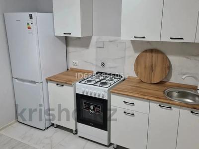 Отдельный дом · 2 комнаты · 65 м², мкр СМП 163 за 130 000 〒 в Атырау