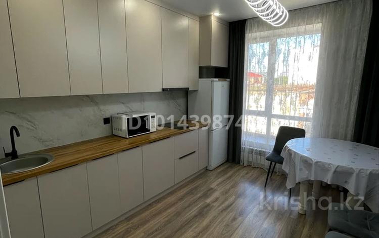 1-комнатная квартира · 37 м² · 2/5 этаж, Е 669 27 — Улы дала Е669 за 220 000 ₸ в Астане, Есильский р-н — фото 2