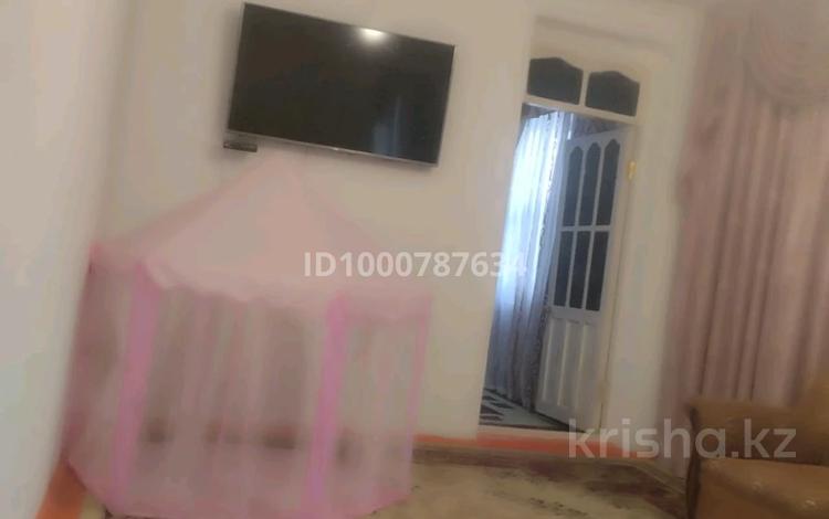 Отдельный дом · 2 комнаты · 130 м² · 8 сот., Тараз 14 — Жаңа мал базар жақа қарай журеді за 14 млн ₸ в Сарыагаш — фото 2