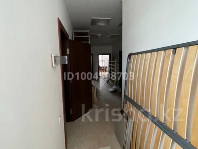 Еркін · 1300 м², бағасы: 210 млн ₸ в 