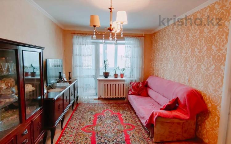 3-комнатная квартира · 50.4 м² · 3/5 этаж, мкр Новый Город, Мкр Новый Город ул. Штурманская — Старый Аэропорт за 20 млн ₸ в Караганде, Казыбек би р-н — фото 2