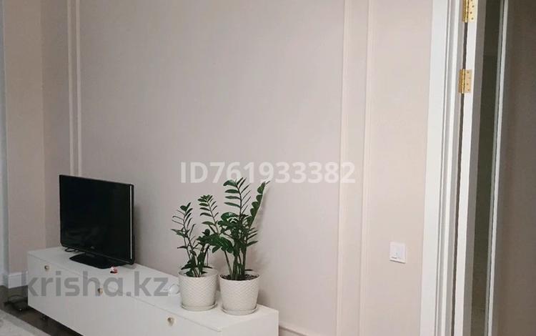 1 комната · 80 м² · 9 этаж, Мухамедханова 4/3 — Туран за 120 000 ₸ в Астане — фото 2