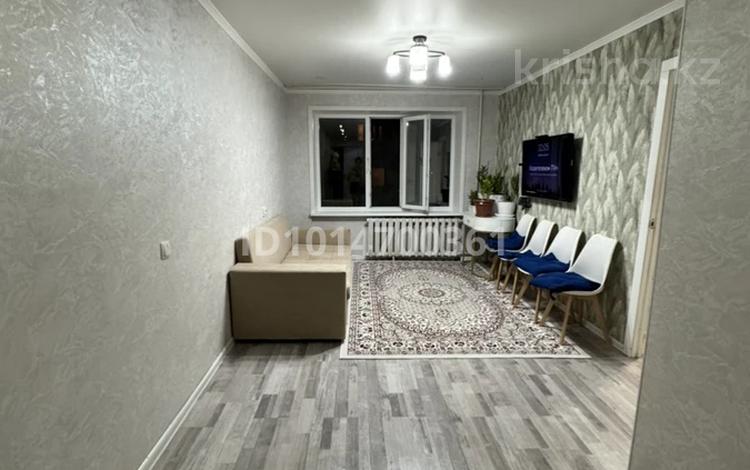 3-комнатная квартира · 52.9 м² · 4/5 этаж, Ыкылас Дукенулы 16 — Респбулика-Дукенулы за 23 млн ₸ в Астане, Сарыарка р-н — фото 2
