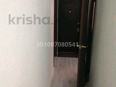 1-бөлмелі пәтер · 30.4 м² · 2/5 қабат, мкр Айгуль, Тюленина 1/3 — Рядом Ресторан Восточная сказка, бағасы: 120 000 ₸ в Уральске
