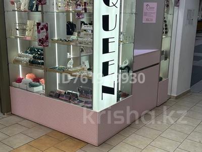 Коммерциялық жылжымайтын мүлік в Павлодарской обл.: Дүкендер мен бутиктер · 5 м², бағасы: 1.9 млн 〒 Дүкендер мен бутиктер · 5 м², бағасы: 1.9 млн 〒 в Павлодаре