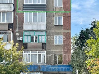 3-комнатная квартира, 63 м², 5/5 этаж, проспект Бауыржаны Момышулы 64 за 17.5 млн 〒 в Темиртау