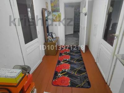 Часть дома · 4 комнаты · 92.6 м² · 9 сот., Қайрат Рыскулбеков 10/1 — Возле новой школы за 14 млн ₸ в Жалкамысе