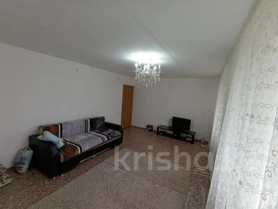 1-бөлмелі пәтер · 48 м² · 3/5 қабат, Доспанова 28, бағасы: 12 млн ₸ в Аксу