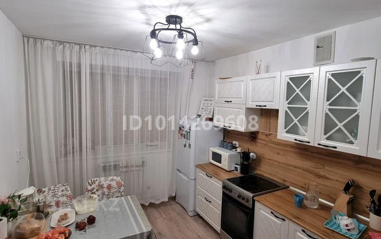 2-комнатная квартира · 64 м² · 2/5 этаж, Строителей 45 за 16.5 млн ₸ в Аксу — фото 2