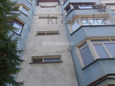 2-бөлмелі пәтер · 59.6 м² · 5/5 қабат, Акынов 11А, бағасы: 33 млн ₸ в Алматы, Турксибский р-н
