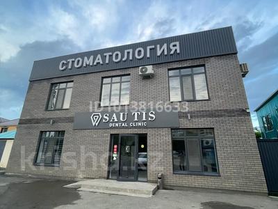 Медцентры и аптеки · 360 м² за 2.5 млн ₸ в Актобе, мкр 11