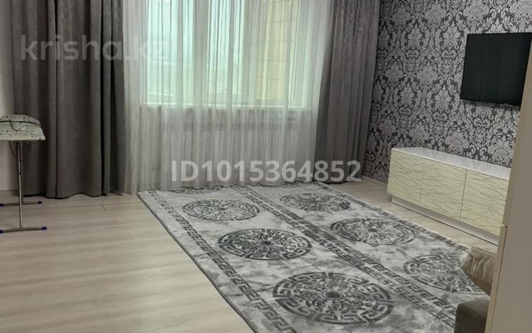 1-бөлмелі пәтер · 44 м² · 7/15 қабат, Кабанбай батыра 48 — КерейЖанибек - Кабанбай батыра - Орынбор, бағасы: 250 000 ₸ в Астане, Есильский р-н — фото 2