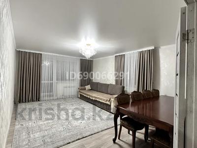 3-комнатная квартира, 86.6 м², 4/10 этаж, Ермекова 106/6 за 37 млн 〒 в Караганде, Казыбек би р-н