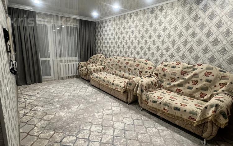 3-бөлмелі пәтер · 60 м² · 5/5 қабат, Бажова 331 — Район гастронома «Самал», бағасы: 18 млн ₸ в Усть-Каменогорске — фото 2