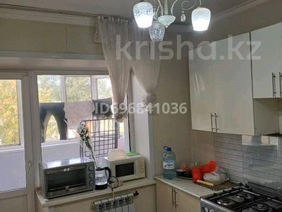 2-бөлмелі пәтер, 60 м², 2/5 қабат, Кошкарбаева 113б — пересечение улиц Уалиханова, бағасы: 23 млн 〒 в Кокшетау