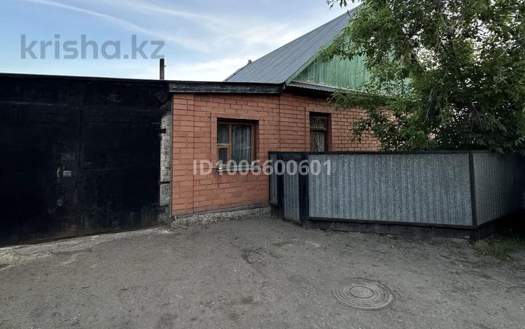 Жеке үй · 3 бөлме · 80 м² · 8 сот., Акжелкен 2 — Район роддома, бағасы: 15 млн 〒 в Кокшетау — фото 2