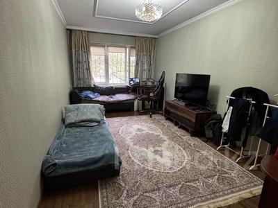 Продажа квартир в Алматы: 3-комнатная квартира · 65.6 м² · 2/5 этаж, мкр Аксай-2 за 42 млн 〒 3-комнатная квартира · 65.6 м² · 2/5 этаж, мкр Аксай-2 за 42 млн 〒 в Алматы, Ауэзовский р-н