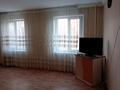 3-комнатная квартира, 60 м², 2/5 этаж помесячно, Самал за 90 000 〒 в Талдыкоргане, мкр Самал — фото 2