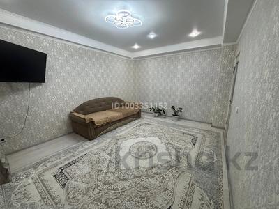2-комнатная квартира · 69 м² · 4/5 этаж, мкр. Зачаганск пгт, Қамбар батыр 8/1 — Монкеулы Қамбар батыр за 22.5 млн 〒 в Уральске
