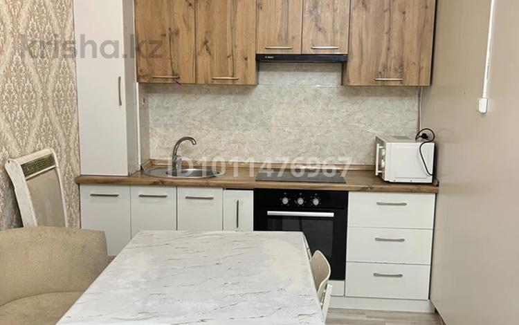 2-бөлмелі пәтер · 40 м² · 1/9 қабат, мкр Аксай-1 11/9, бағасы: 10 000 ₸ в Алматы, Ауэзовский р-н — фото 2