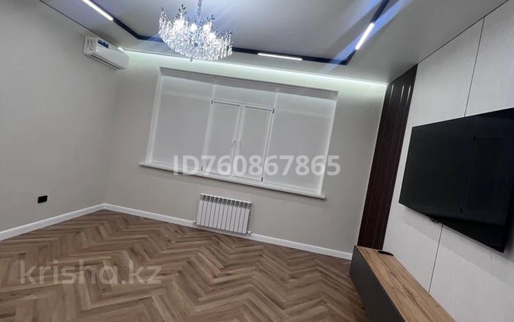 2-бөлмелі пәтер · 71.8 м² · 3/7 қабат, Ондасынова 16б — Жк Грин парк, бағасы: 40 млн ₸ в Атырау, мкр Жилгородок — фото 2